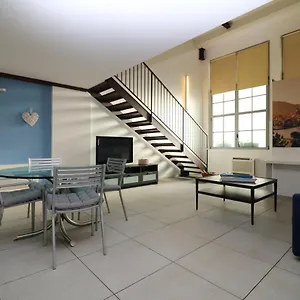 Loftincomo Apartment