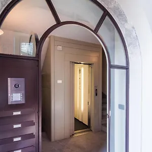 Ca Mia - The House Of Travelers Apartment